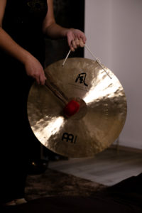 A gong hangja